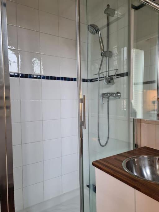 Studio A 2 Pas De La Gare Sartrouville Eksteriør bilde