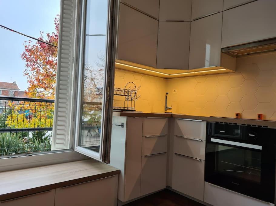 Studio A 2 Pas De La Gare Sartrouville Eksteriør bilde