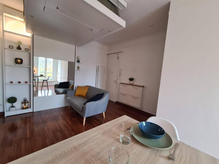 Studio A 2 Pas De La Gare Sartrouville Eksteriør bilde